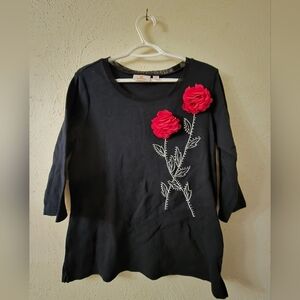 Quacker Factory Black Top with Red Floral Design